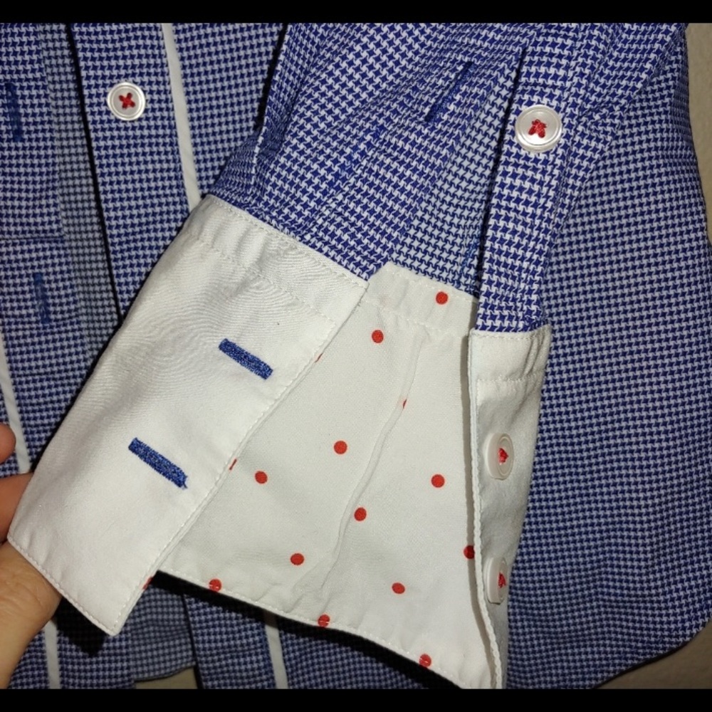 SOLD!!Women's Hawes & Curtis Fitted Button Up - Picture 6 of 8